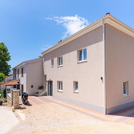 New 4 Star Apartment M&A In Town Cres Exteriör bild