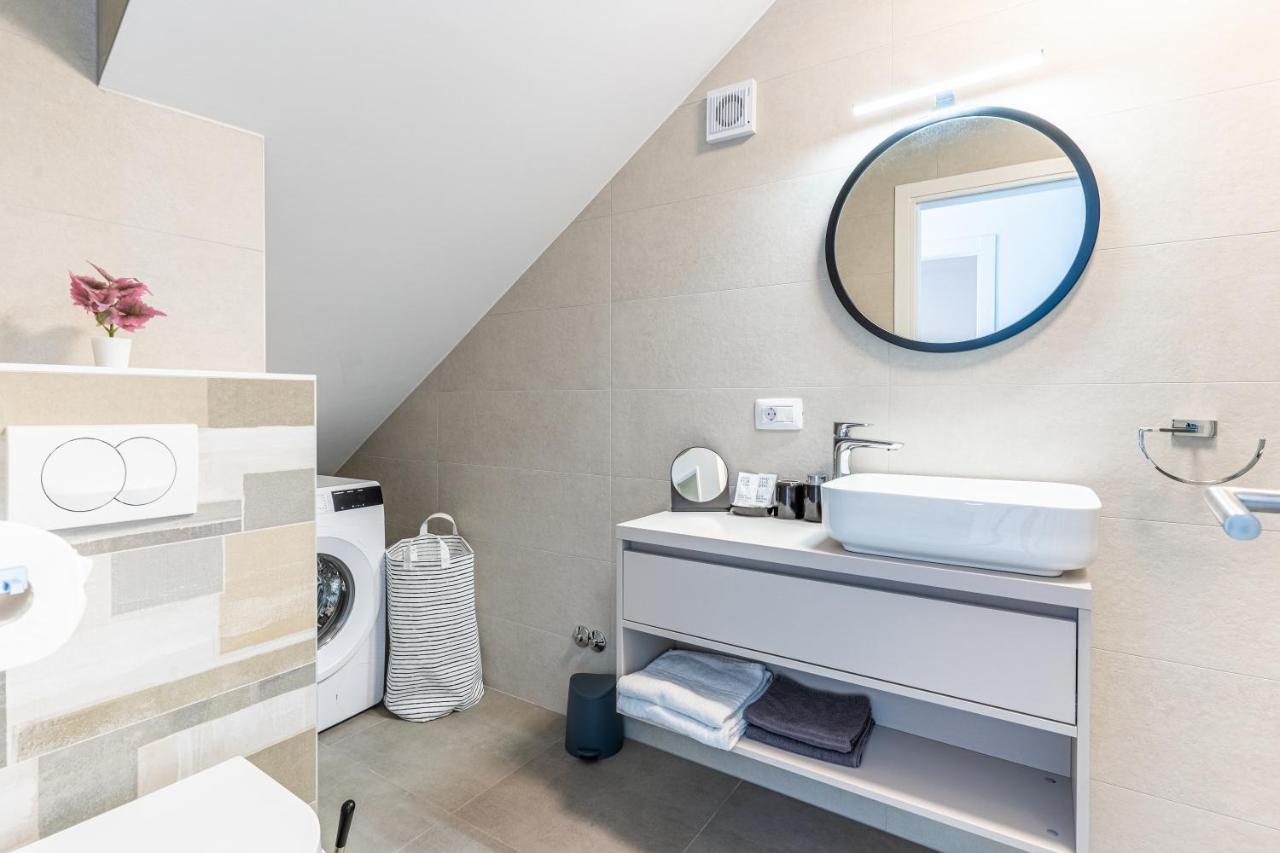 New 4 Star Apartment M&A In Town Cres Exteriör bild